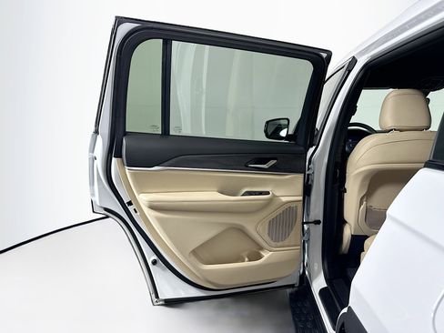 Used 2023 Jeep Grand Cherokee L Limited RWD image 26