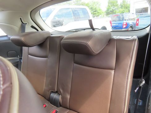 Used 2018 INFINITI QX60 Luxe w/ Deluxe Technology Package AWD/4WD image 32