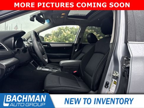 Used 2019 Subaru Outback 2.5i Premium AWD/4WD image 11