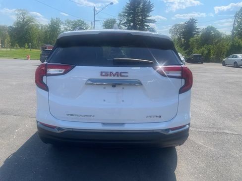 Used 2022 GMC Terrain AT4 w/ Infotainment Package II AWD/4WD image 4