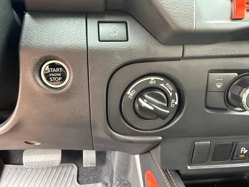 Certified 2025 Nissan Frontier PRO-4X w/ Interior Protection Package AWD/4WD image 20