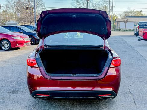Used 2016 Chrysler 200 S FWD image 34