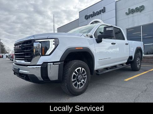 Used 2025 GMC Sierra 3500 Pro AWD/4WD image 8