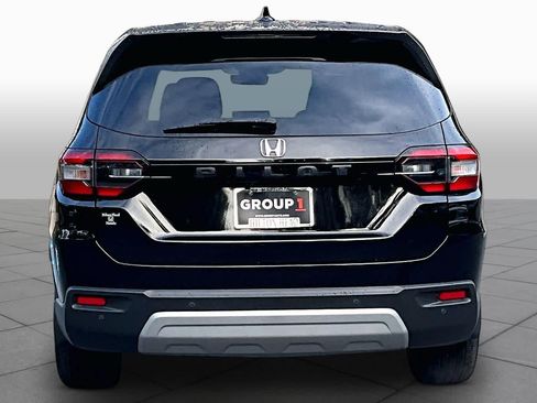 Used 2024 Honda Pilot EX-L image 5