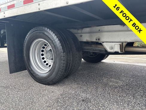 Used 2021 Freightliner Sprinter 3500 RWD image 11