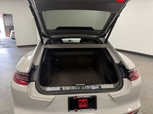 Used 2018 Porsche Panamera 4S AWD/4WD image 76