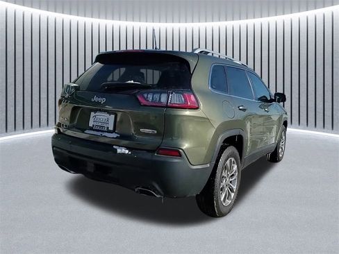 Used 2020 Jeep Cherokee Latitude Plus w/ Cold Weather Group image 8
