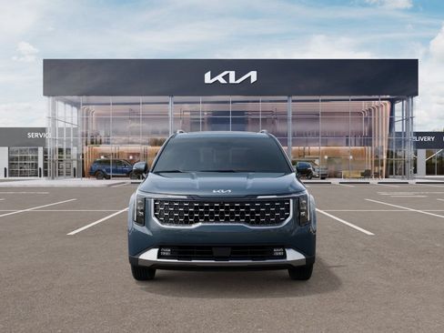 New 2027 Kia Carnival SX FWD image 2