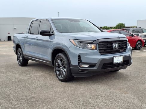 Certified 2023 Honda Ridgeline Sport image 2
