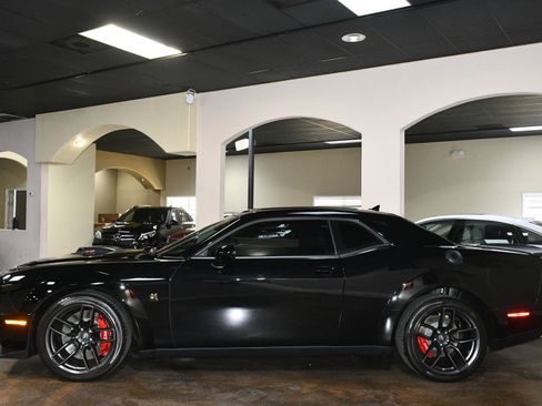 Used 2022 Dodge Challenger R/T Scat Pack RWD image 51