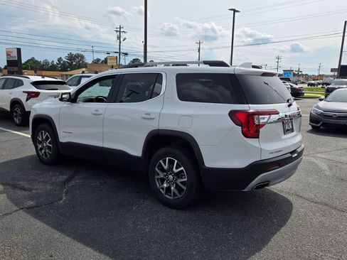 Used 2023 GMC Acadia SLT AWD/4WD image 9