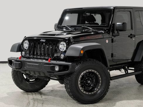 Used 2016 Jeep Wrangler Rubicon AWD/4WD image 15