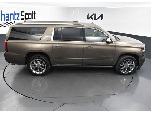 Used 2016 Chevrolet Suburban LTZ image 14