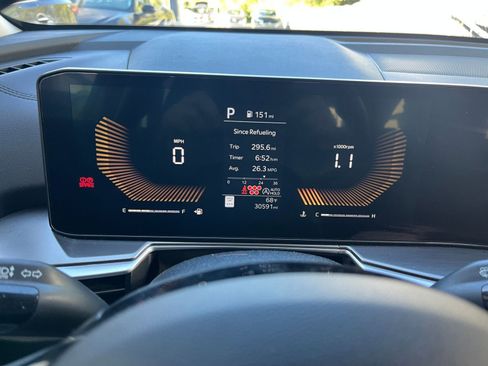 Used 2024 Kia Sorento S image 42