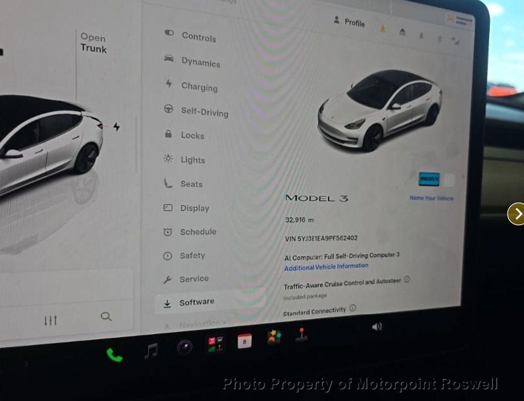 Used 2023 Tesla Model 3 Standard Range RWD image 3
