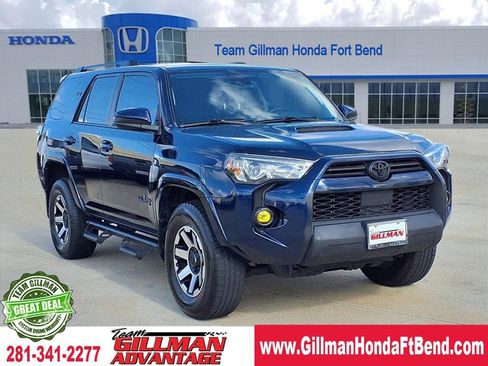 Used 2022 Toyota 4Runner TRD Off-Road image 1