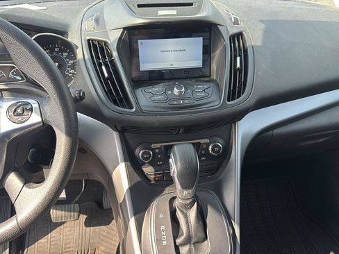 Used 2016 Ford Escape SE w/ SE Chrome Package AWD/4WD image 10