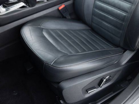 Used 2015 Ford Edge SEL w/ Equipment Group 201A image 23