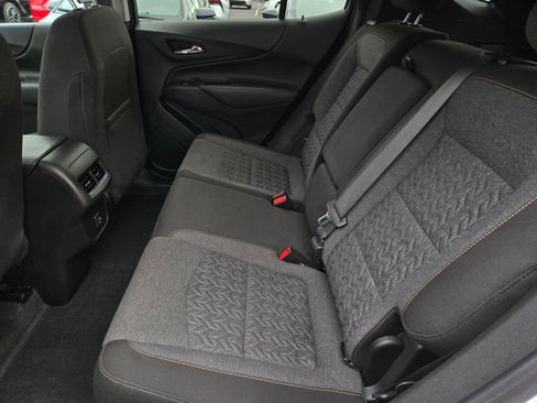 Used 2023 Chevrolet Equinox LT image 11