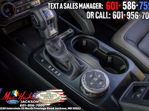 New 2025 Ford Bronco Outer Banks w/ Sasquatch Package image 18