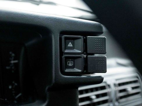 Used 1993 Ford Mustang Cobra RWD image 44