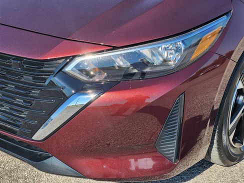 Used 2025 Nissan Sentra SV image 10