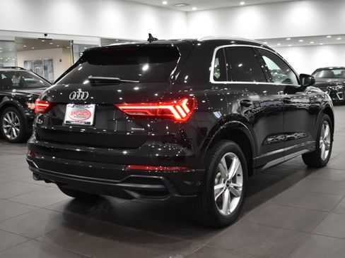 Used 2022 Audi Q3 2.0T Premium Plus w/ Premium Plus Package image 11