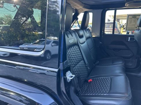 Certified 2021 Jeep Wrangler Unlimited Sahara image 28