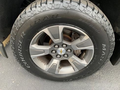 Used 2015 Chevrolet Colorado Z71 image 23