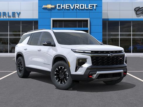 New 2026 Chevrolet Traverse Z71 w/ Driver Confidence Package AWD/4WD image 7