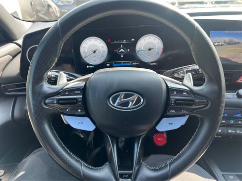 Used 2022 Hyundai Elantra N image 16