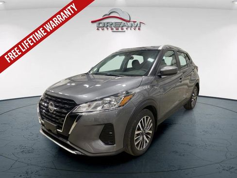 Used 2024 Nissan Kicks SV FWD image 4