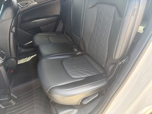 Used 2025 Kia Sportage X-Line w/ Premium Package AWD/4WD image 16