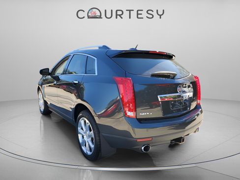 Used 2016 Cadillac SRX Performance w/ Driver Awareness Package image 2