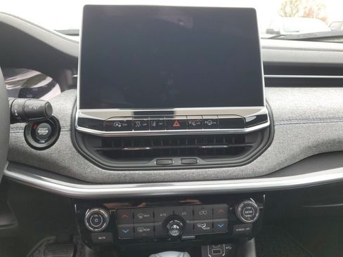 New 2024 Jeep Compass Latitude w/ Convenience Group image 6