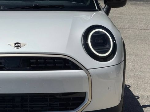 New 2026 MINI Cooper 4-Door Hardtop FWD image 10