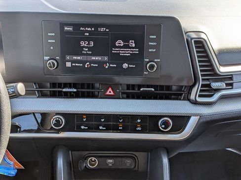 Used 2024 Kia Sportage LX image 20