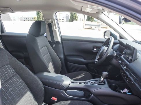 Certified 2024 Honda HR-V LX image 17