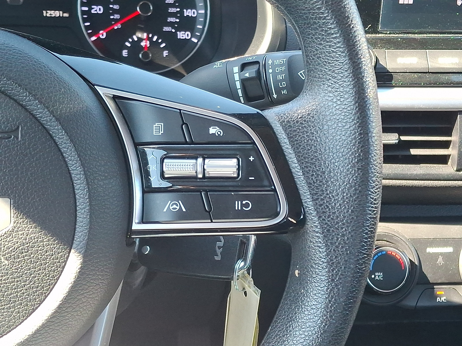 Used 2023 Kia Forte LXS FWD image 21