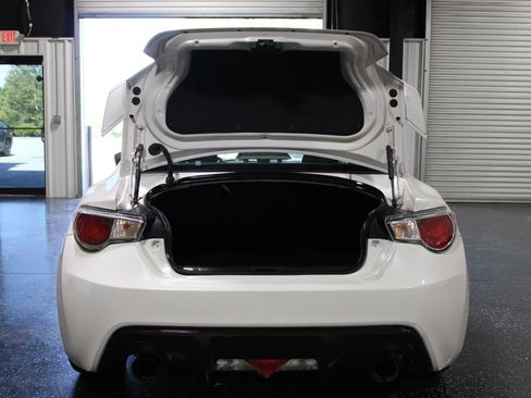 Used 2015 Subaru BRZ Limited w/ Popular Package #1B RWD image 25