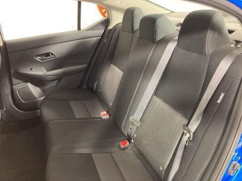 Used 2025 Nissan Sentra SV FWD image 17