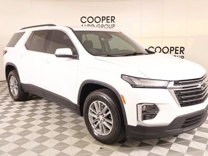 Used 2023 Chevrolet Traverse LT