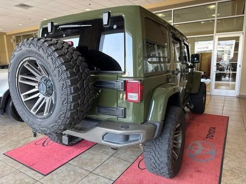 Used 2016 Jeep Wrangler Unlimited Sahara AWD/4WD image 8