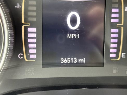 Used 2021 Jeep Cherokee Latitude FWD image 59