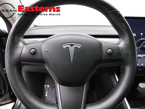 Used 2018 Tesla Model 3 Long Range image 10