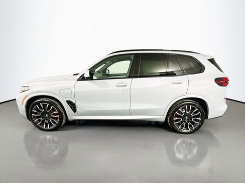 New 2026 BMW X5 xDrive50e image 8