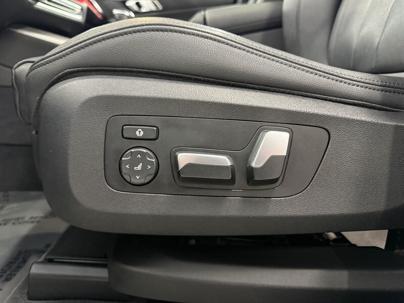 Used 2019 BMW X5 xDrive40i w/ Convenience Package AWD/4WD image 56