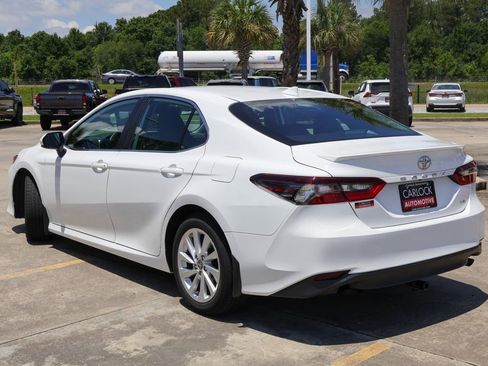 Used 2023 Toyota Camry LE FWD image 19