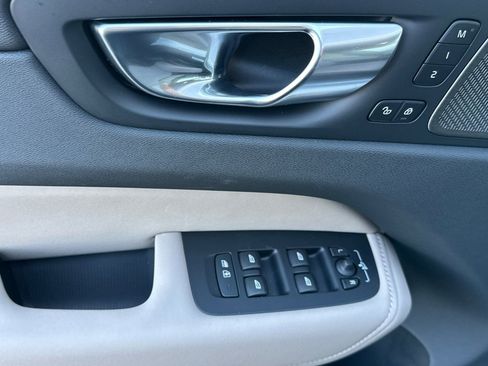 New 2026 Volvo XC60 B5 Plus w/ Climate Package PRO AWD/4WD image 10