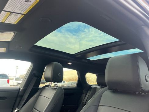 Used 2024 Land Rover Range Rover Evoque S image 23